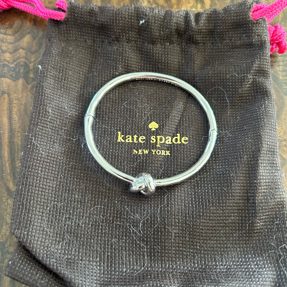 Kate Spade Knot Bracelet. Solid magnetic clasp.